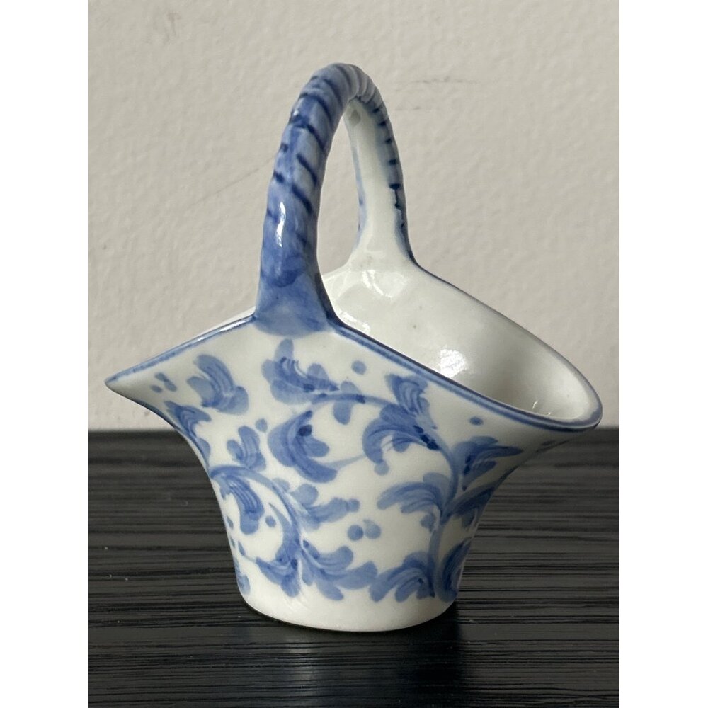 Andrea by Sadek Porcelain Basket w/Handle Blue & White Hand Painted Floral Motif
